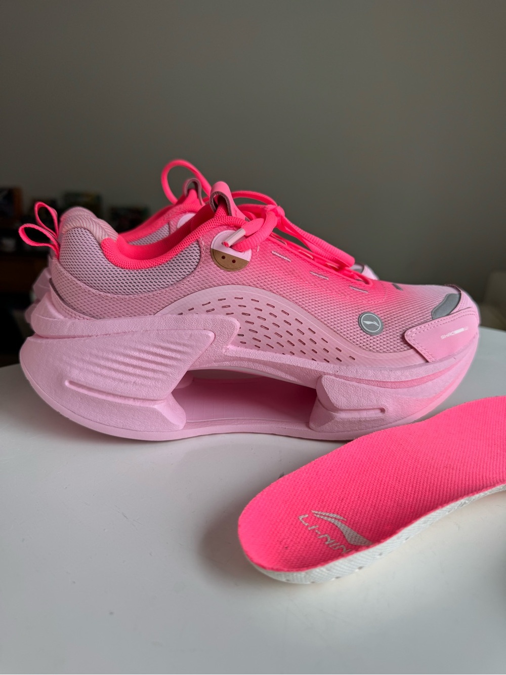 Li-Ning Platform Sneakers – Like New | US 8 / EU 39